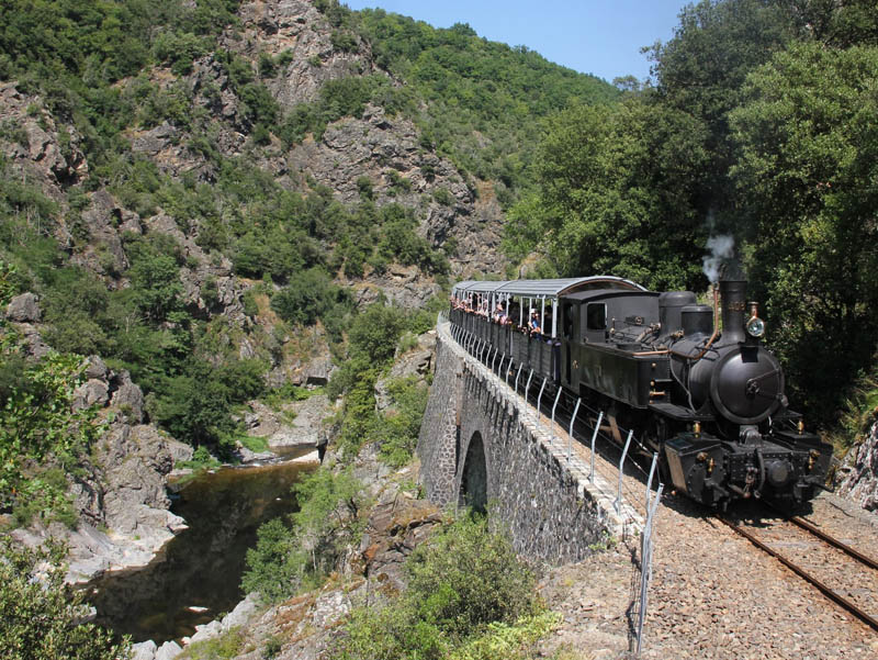 Voyagez dans le temps à bord du Train de l’Ardèche : Une aventure familiale inoubliable