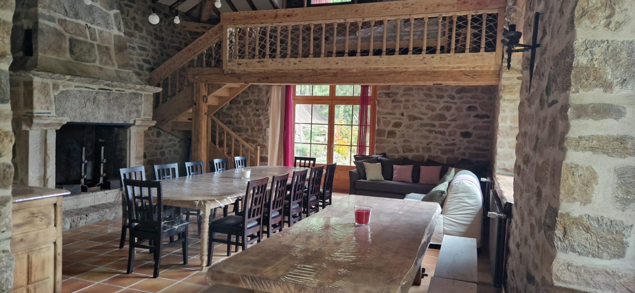 gite-de-groupe-tout-equipe-le-sequoia-ardeche-verte- 21.00.46 (3)