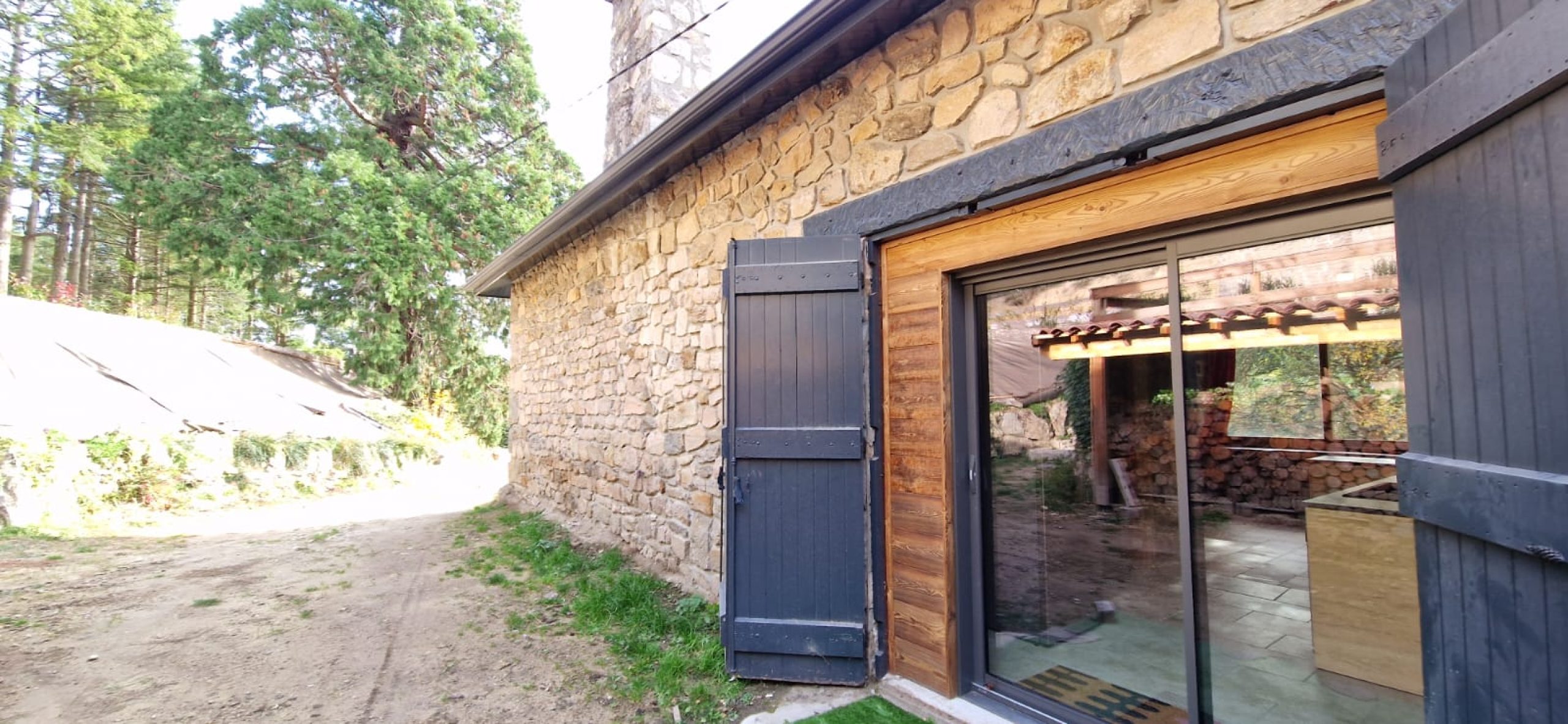 gite-de-groupe-tout-equipe-le-sequoia-ardeche-verte- 21.00.47 (3)