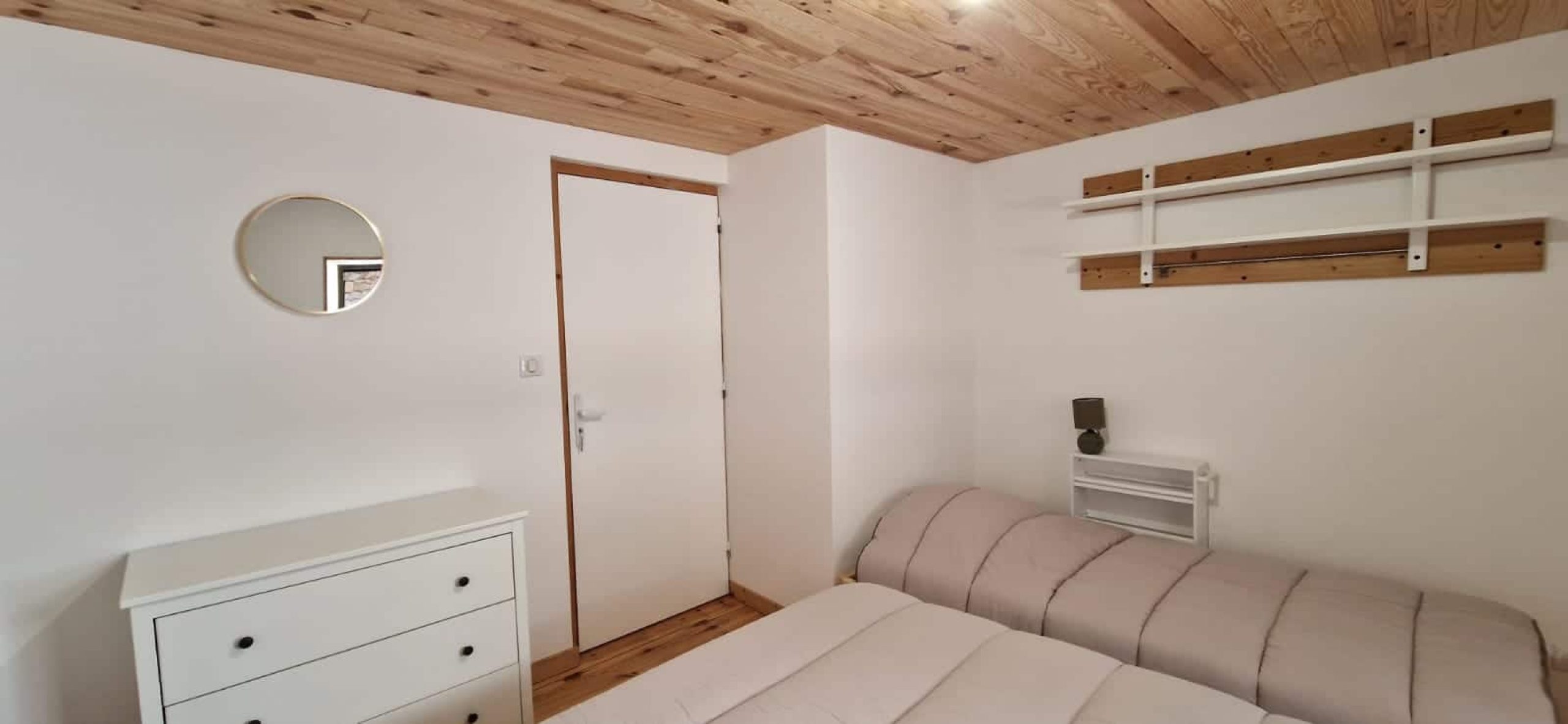 interieur-gite-de-groupe-tout-equipe-le-cepe-ardeche-verte- 21.03.49 (2)