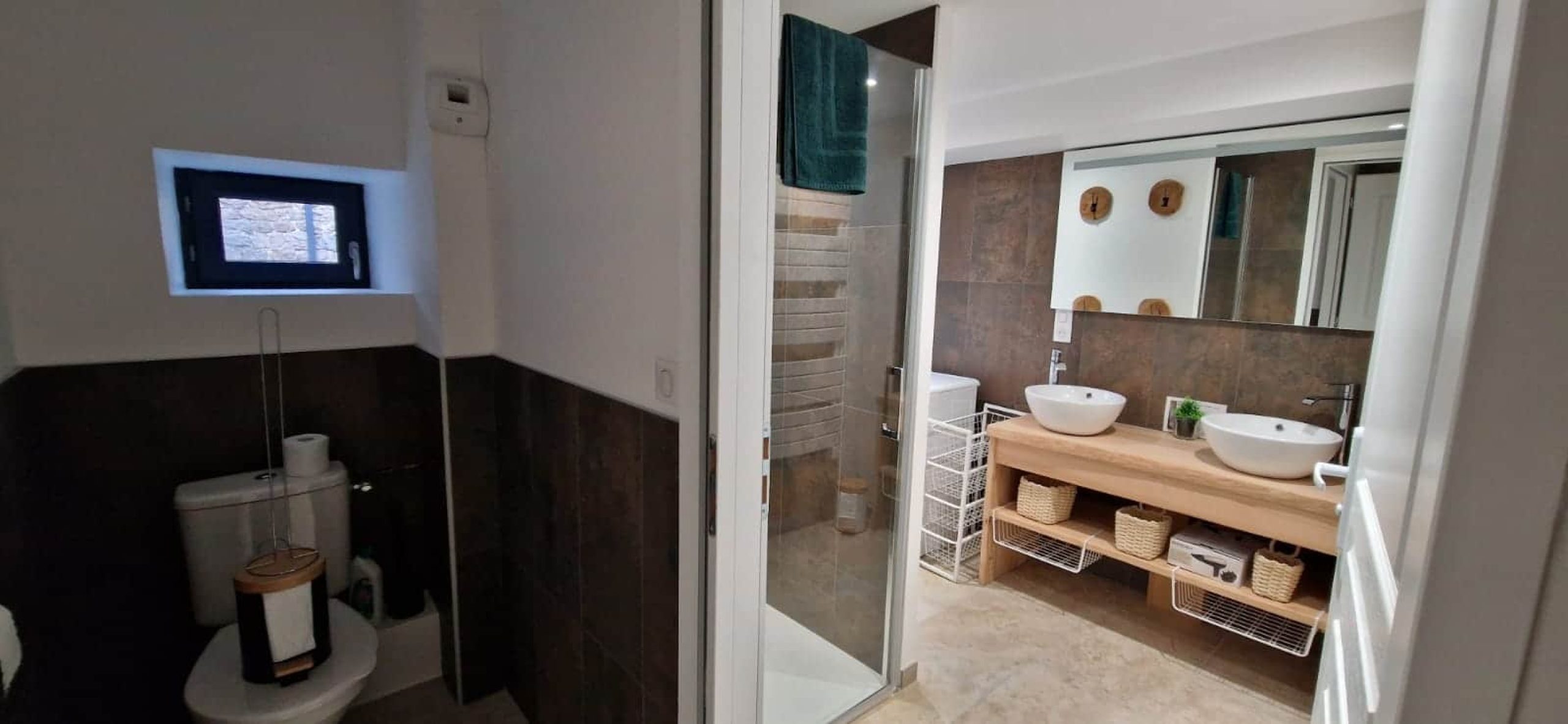 interieur-gite-de-groupe-tout-equipe-le-cepe-ardeche-verte- 21.03.50 (5)