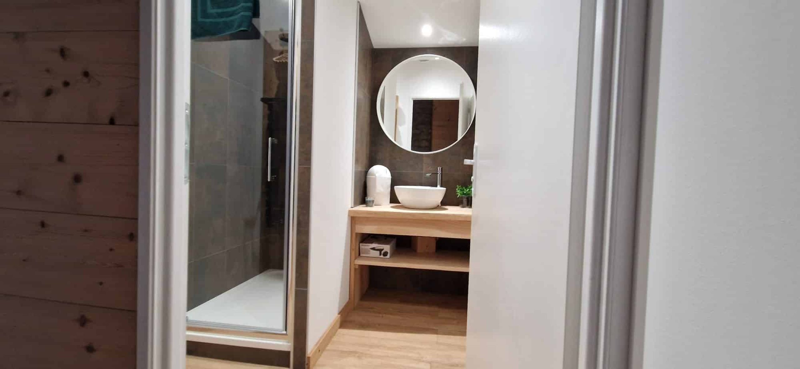 salle-de-bain-gite-la-chataigne-07