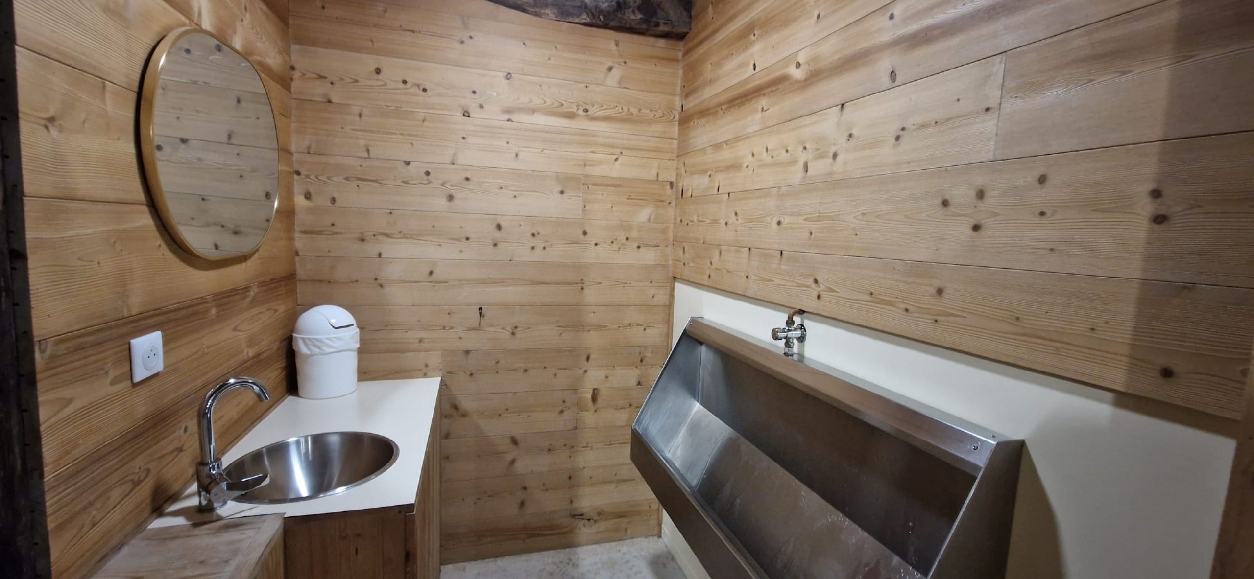 salle-reception-mariage-anniversaire-fetes-la-source-gite-de-groupes-07-22 (3)